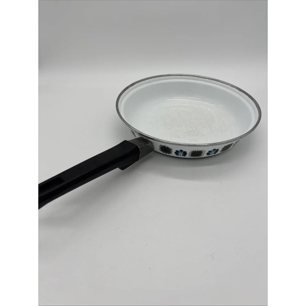 Vintage‎ Austria Email Frying Pan 9 Inches No Lid